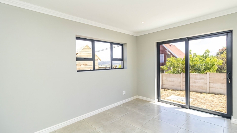 3 Bedroom Property for Sale in Fraaiuitsig Western Cape